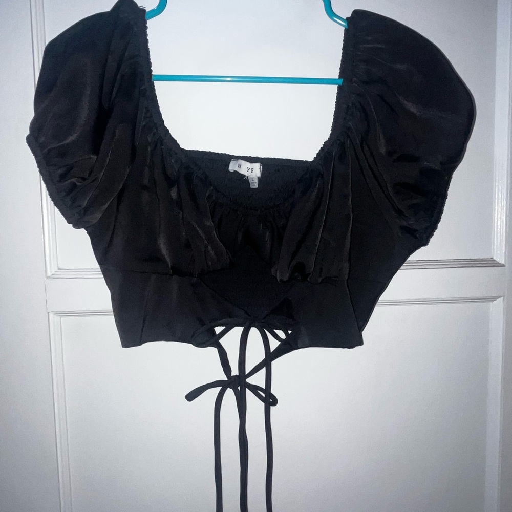 Black Puff Sleeve Crop Top